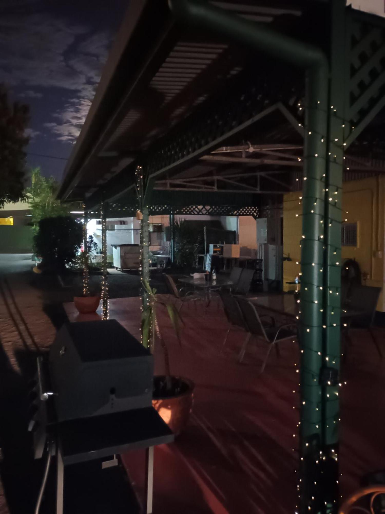 Central Point Motel Mount Isa Exterior foto